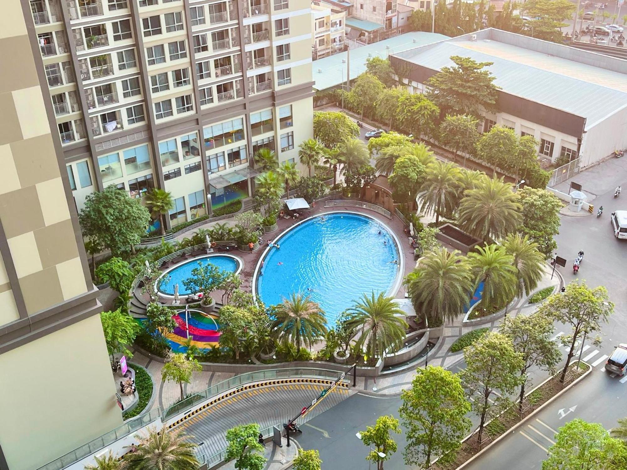 Vinhomes Park Snowland Ho Dich Vu Apartment